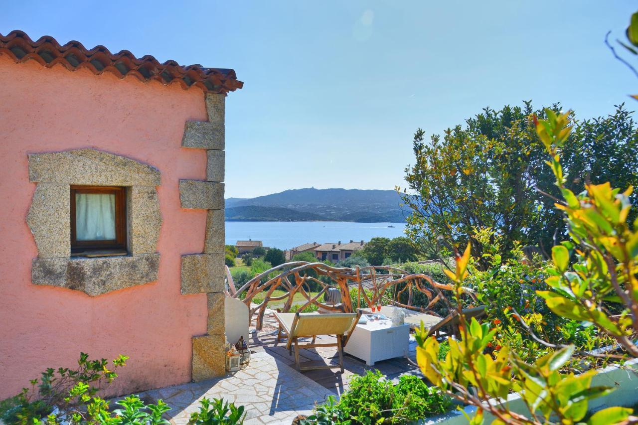 Case Vacanze La Conia Cannigione Εξωτερικό φωτογραφία